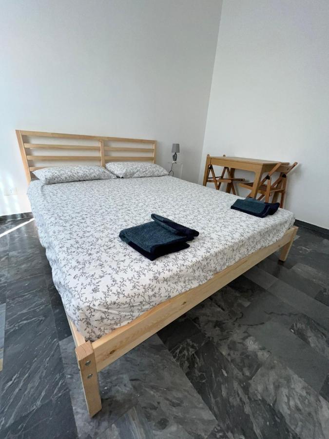 Bilocale Roggia Scagna 7 Daire Milano Dış mekan fotoğraf